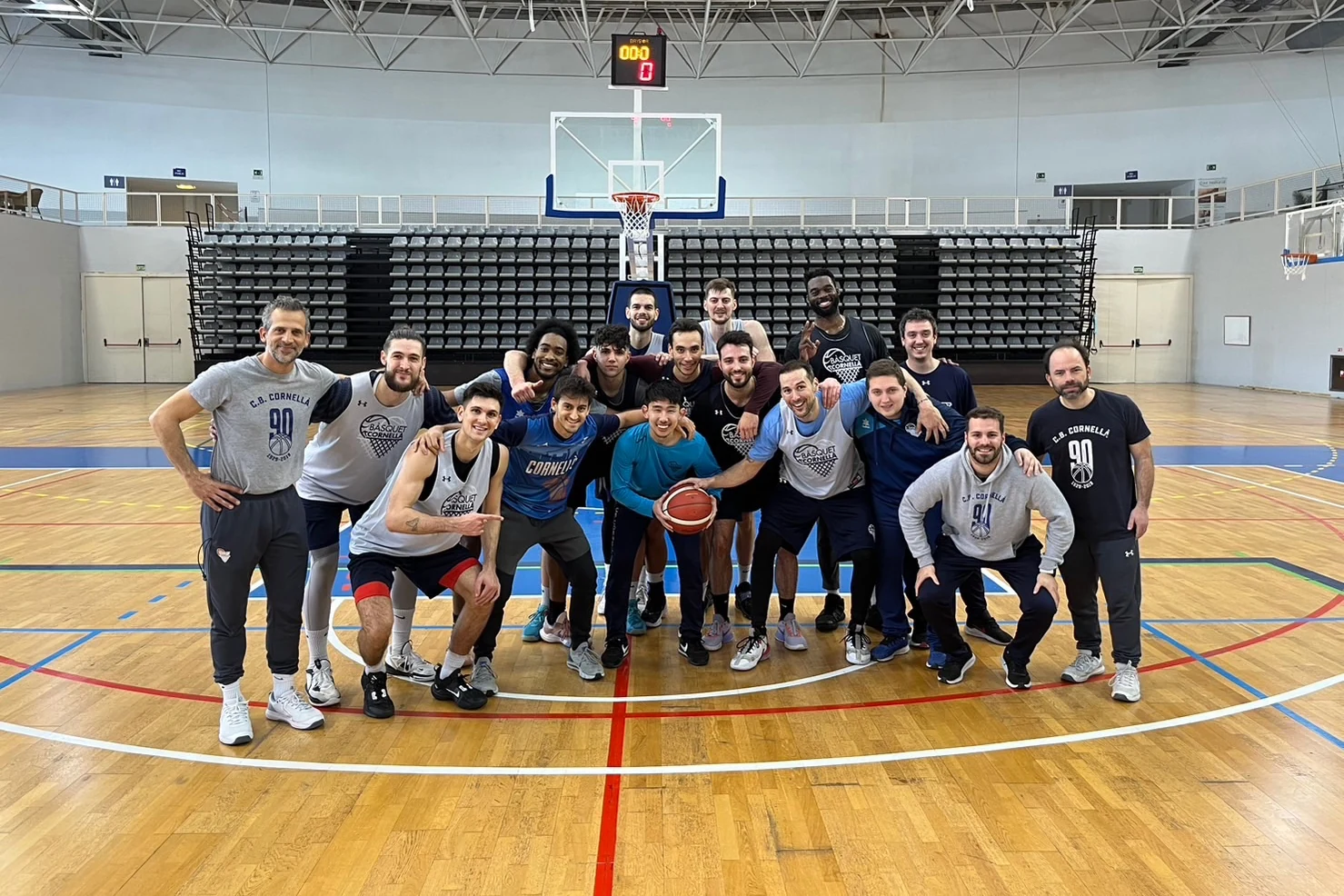 CB Cornellàでの集合写真